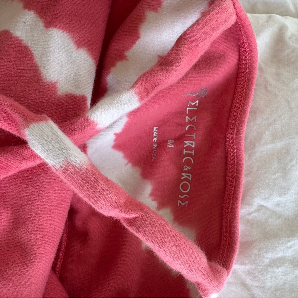 Electric & Rose Pink Tie-Dye Leggings - Seamless Active Bottoms and Tank/Bra - Picture 3 of 4